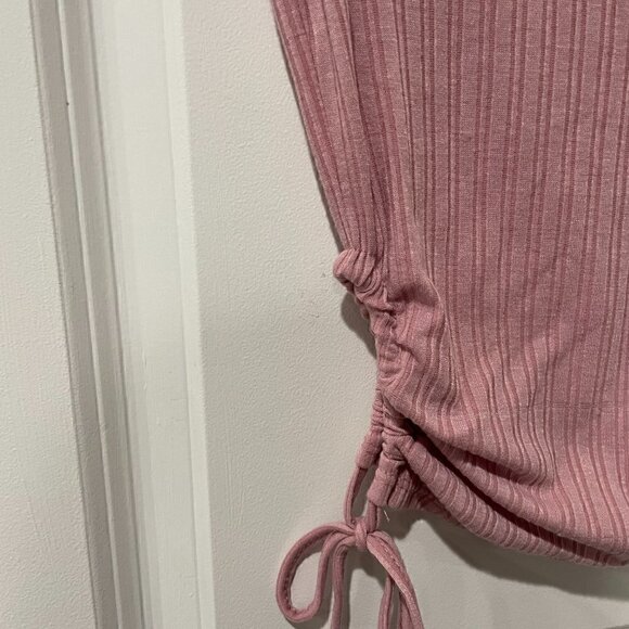 Pink Rose Side Shirring Crop Top - Picture 2 of 5